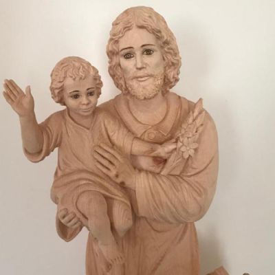 Holzstatue des heiligen Josef mit dem Jesuskind